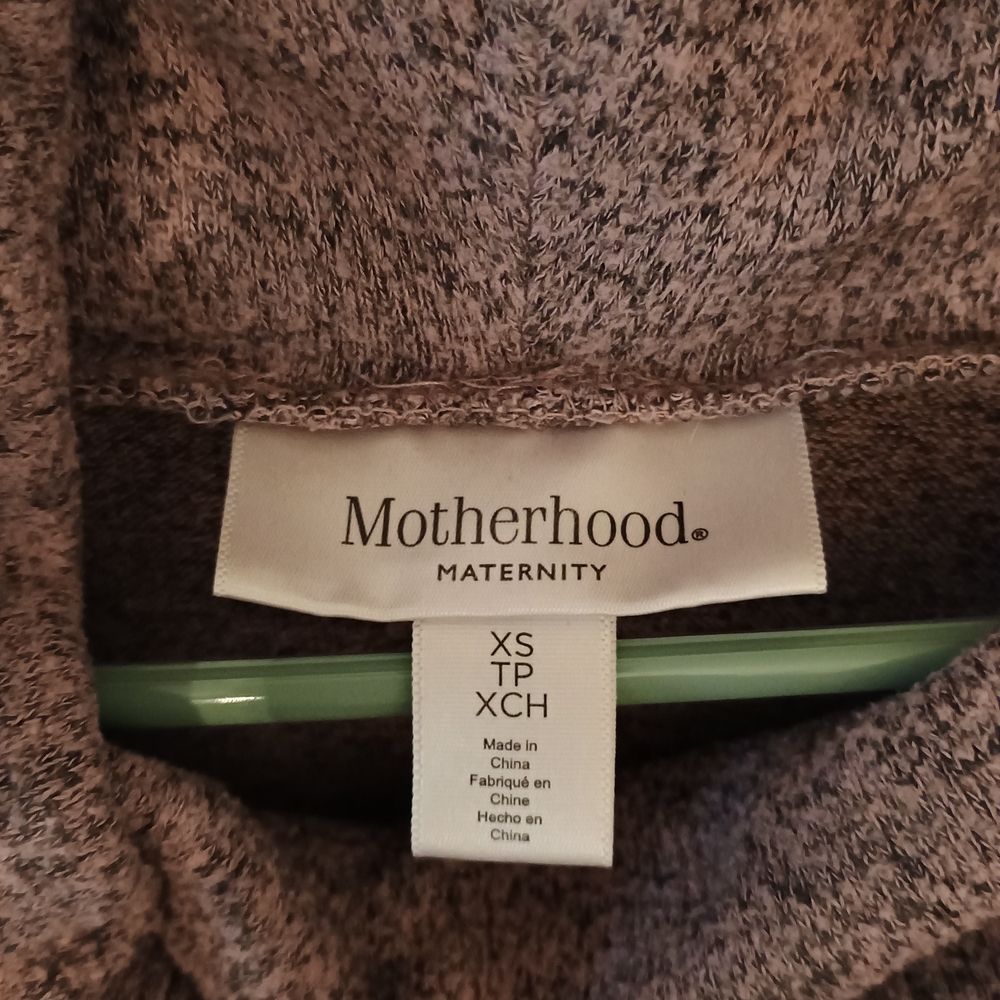 2 Maternity Tops, M - Picture 5 of 5